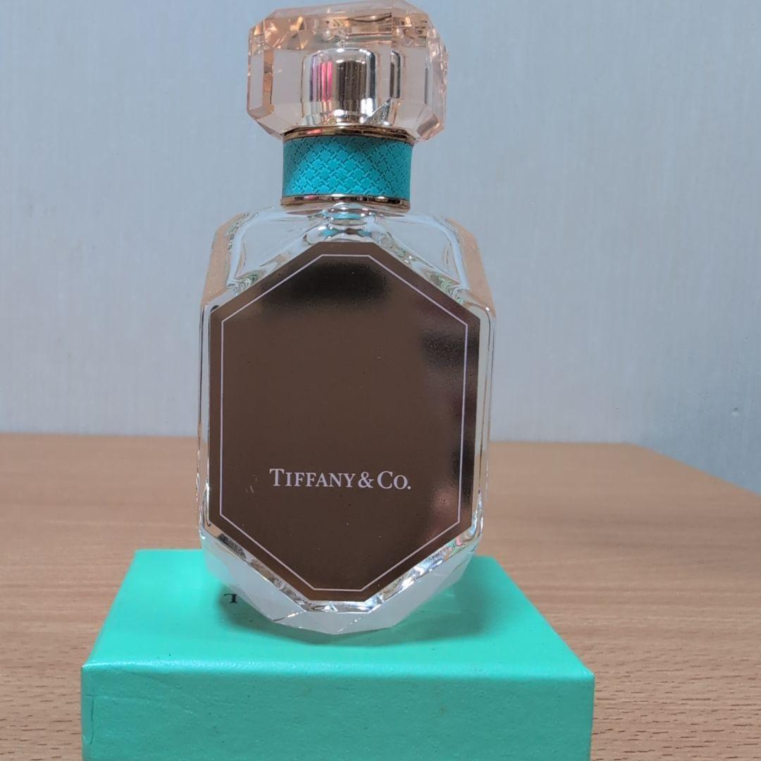 香水　ティファニー　ローグゴールド　オードパルファン　50ml ティファニー ローズゴールド オードパルファン 50ml - メルカリ