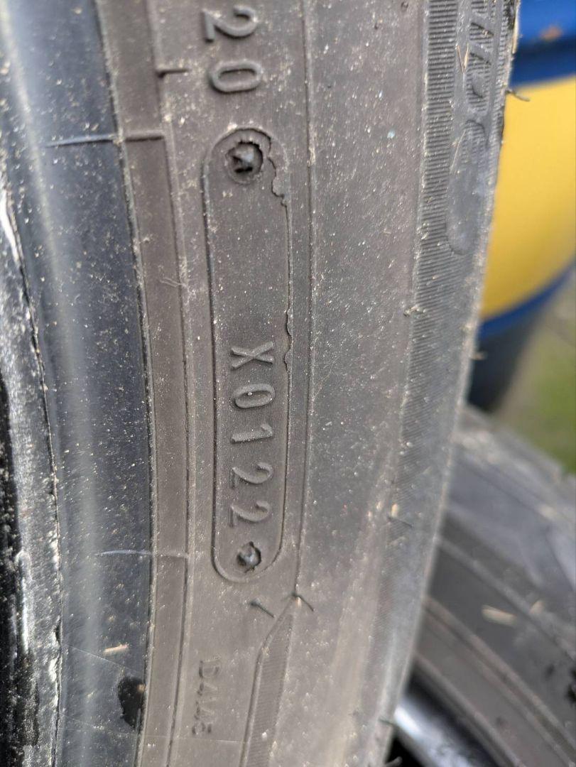 ダンロップエナセーブ　205/60R16 4本セット