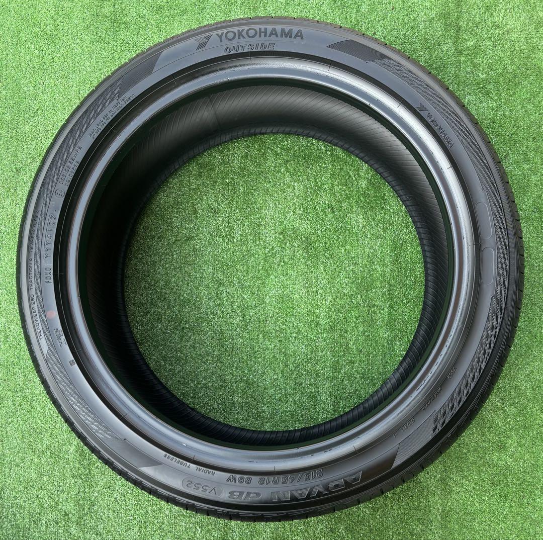 ヨコハマ アドバンv552,215/45R18,23年製ラジアルタイヤ4本セット
