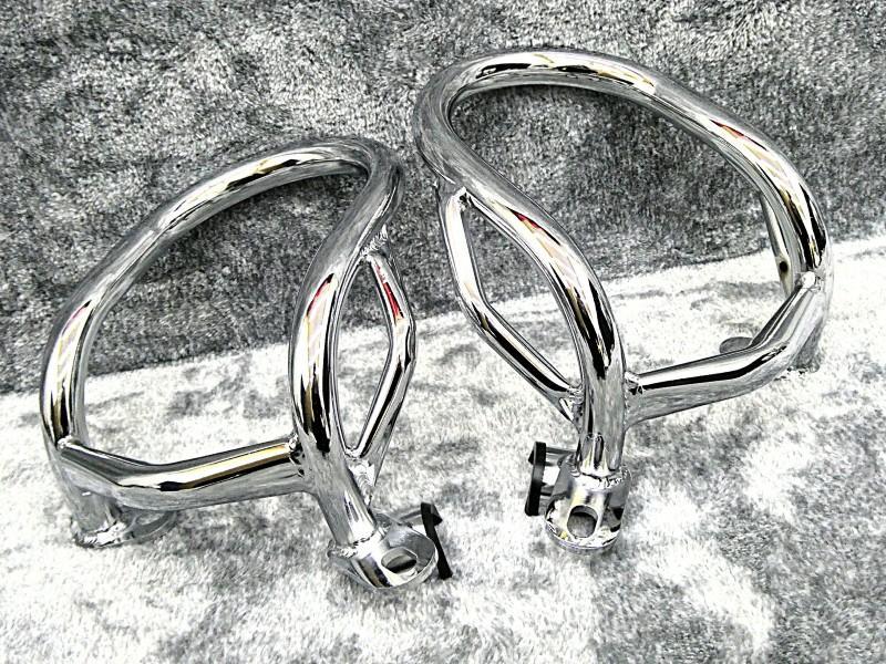 バリオス２５０　エンジンガード　メッキ　金具　付き