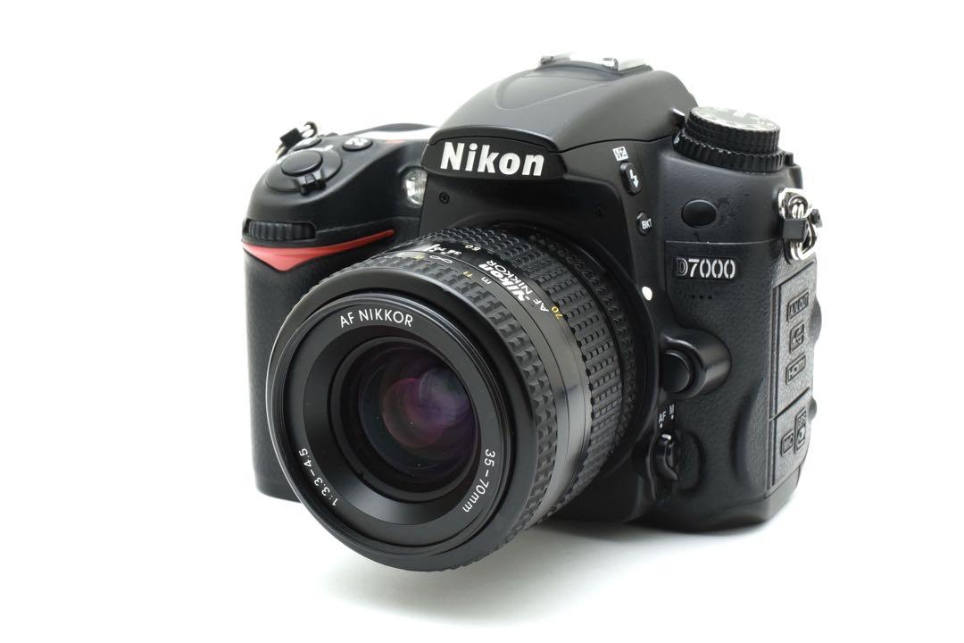 Nikon D7000