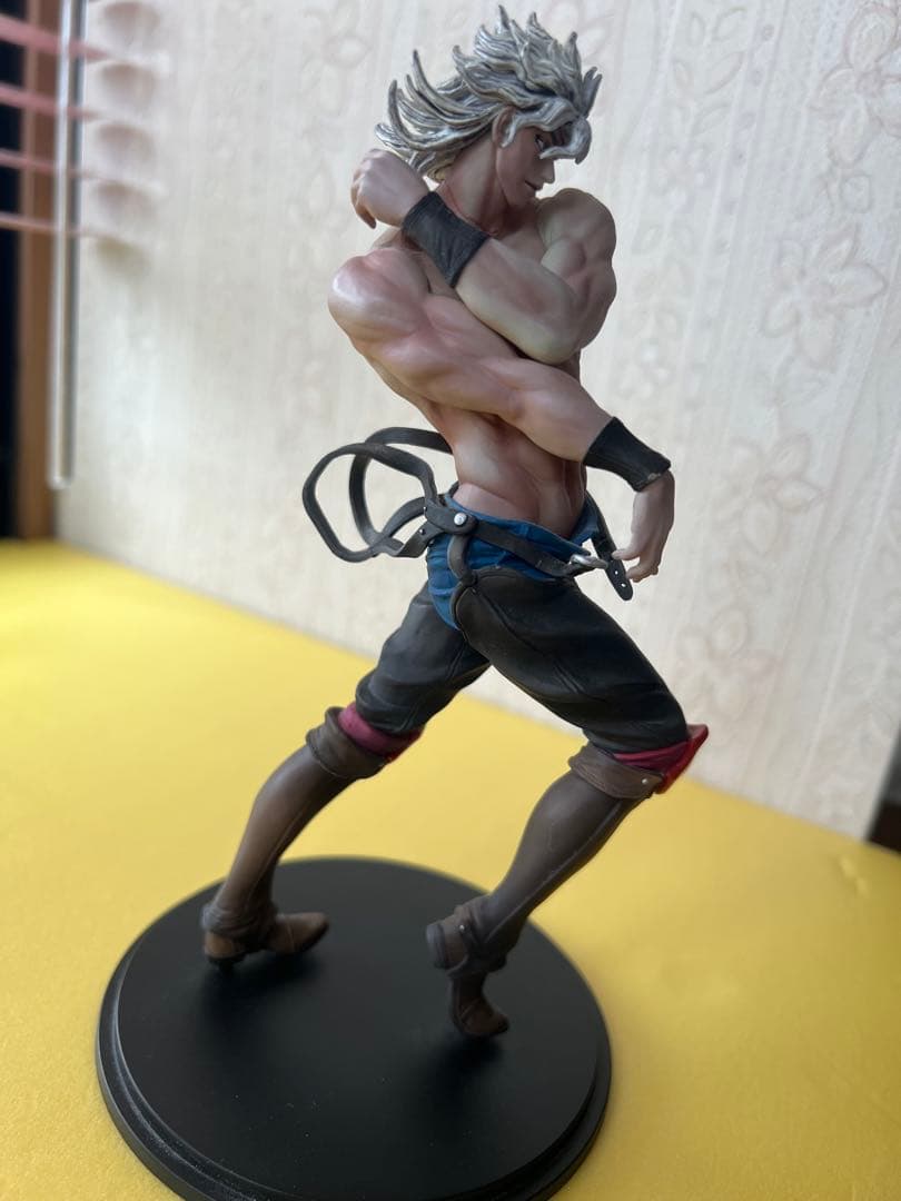 ディオ ブランドー フィギュアやや傷や汚れあり