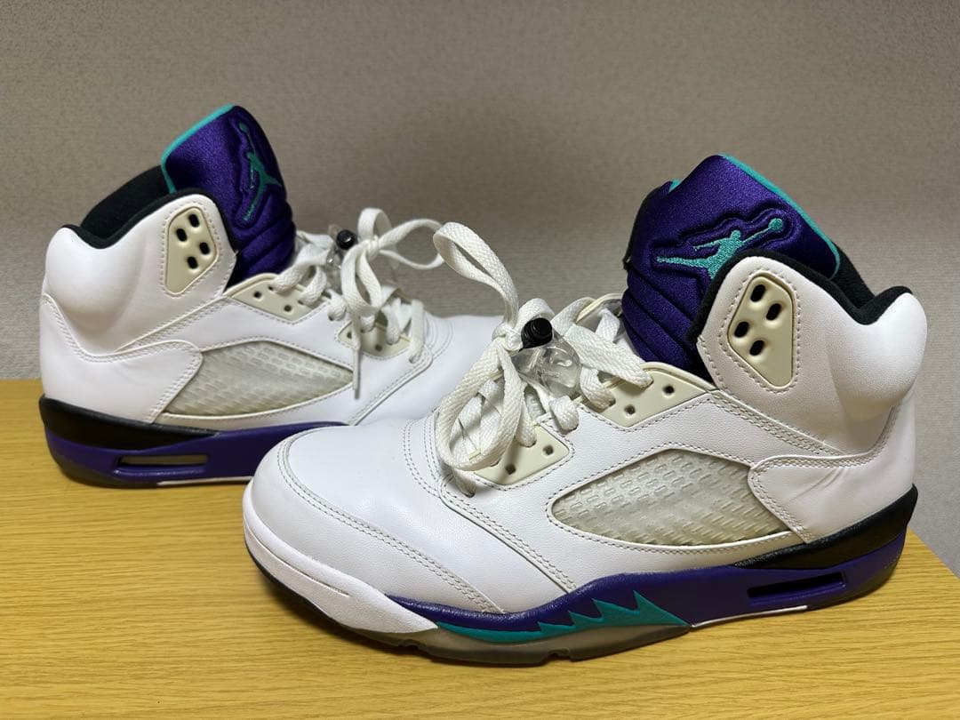 「美品」ナイキ エアジョーダン 5 レトロ グレープ 2013 27.5cm