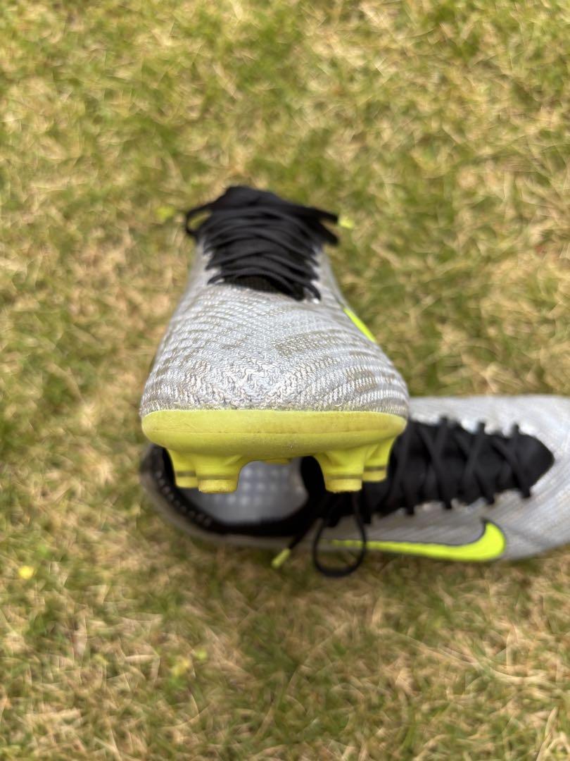 NIKE マーキュリアル ヴェイパー 15 エリート AG 27.5cm
