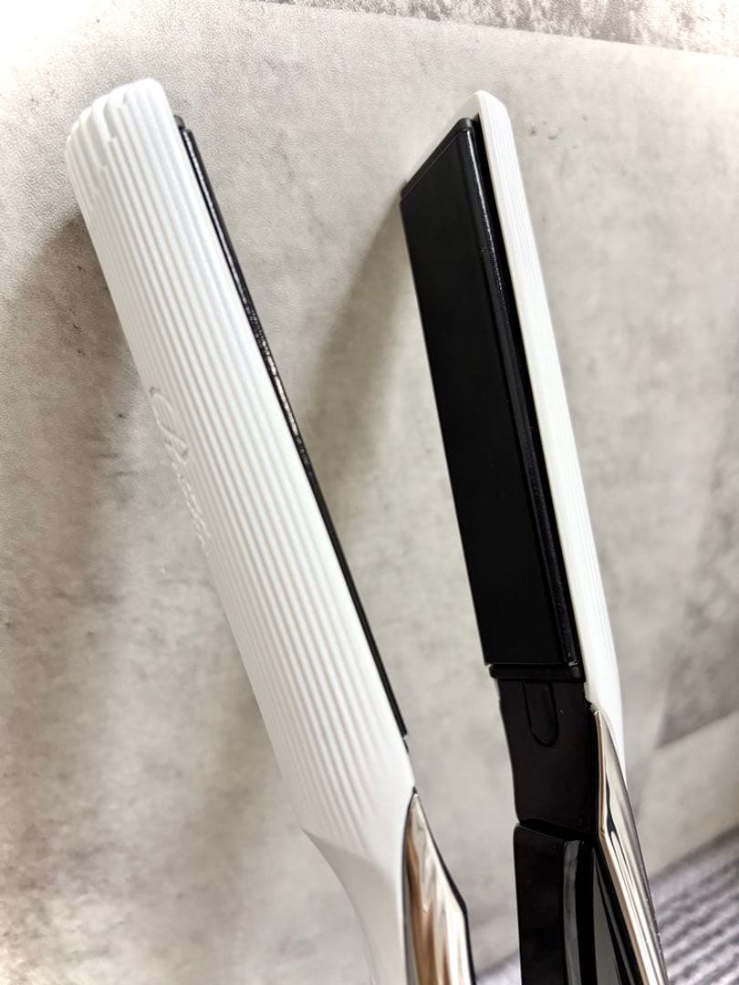 Refa MTG リファ ストレートアイロン 2023年製 Refa MTG リファ ストレートアイロン 2023年製