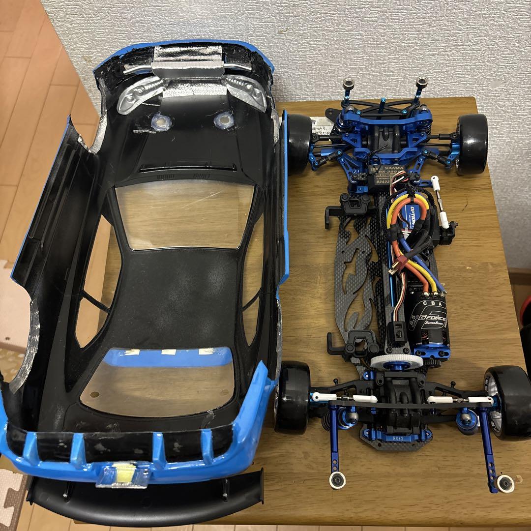 ヨコモ1/10ドリフトラジコン
