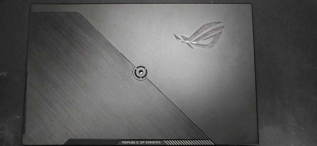 ROG Strix XG16AHPE モバイルモニター 15.6インチ144hz