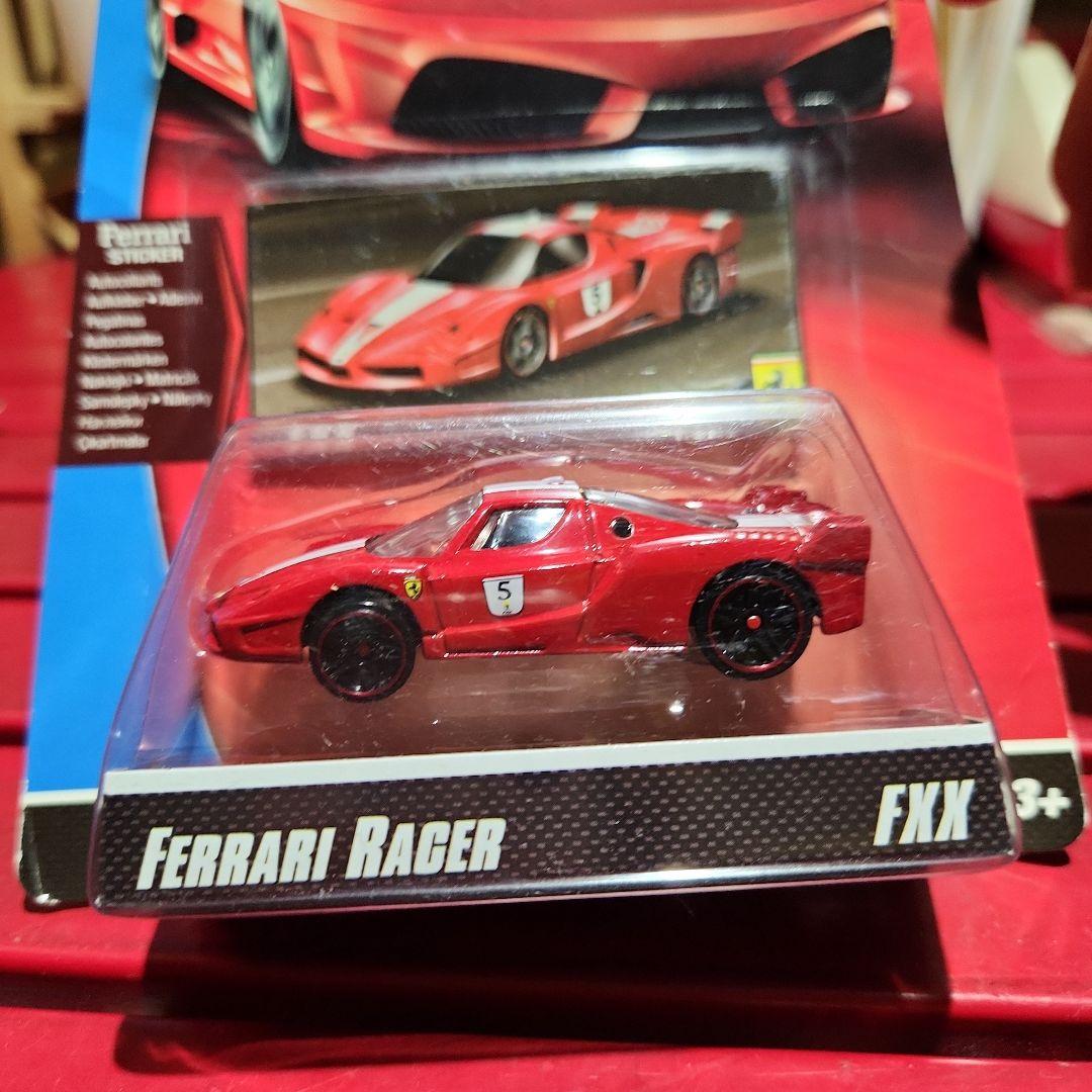ホットウィール　フェラーリレーサー　FXX