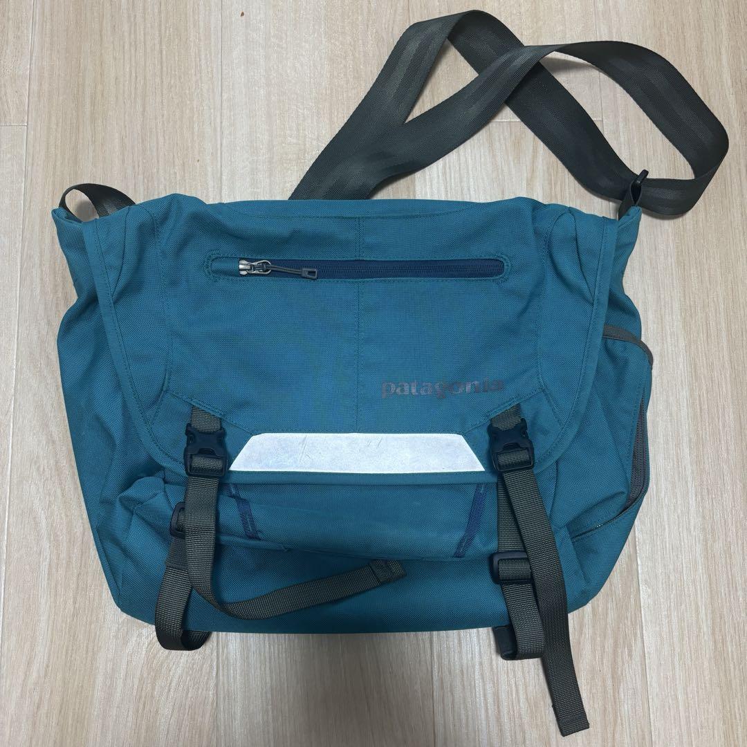週末限定値下げ パタゴニア メッセンジャーバッグ 大容量 美品】patagonia パタゴニア メッセンジャーバッグ ハーフマス