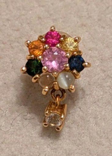 ♥可愛いピアス♥K18金　ゴールド　ジュエリー　石付き　ピアス
