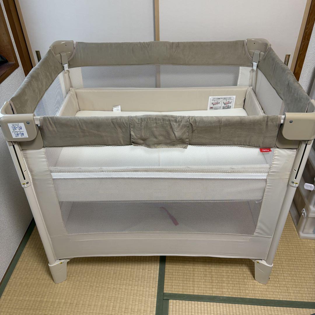 【引き取り限定】ココネルエアープラス　ベビーベッド、敷布団付き