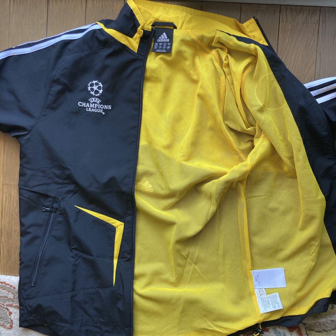 セール中！Chelsea FC ウィンドブレーカーUEFAチャンピオンズリーグ