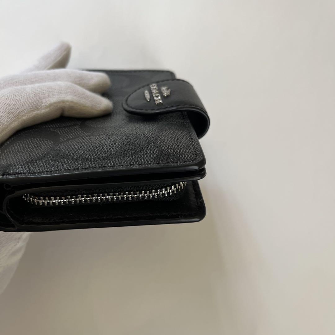 COACH コーチ　二つ折り財布　C0082 ブラック　黒