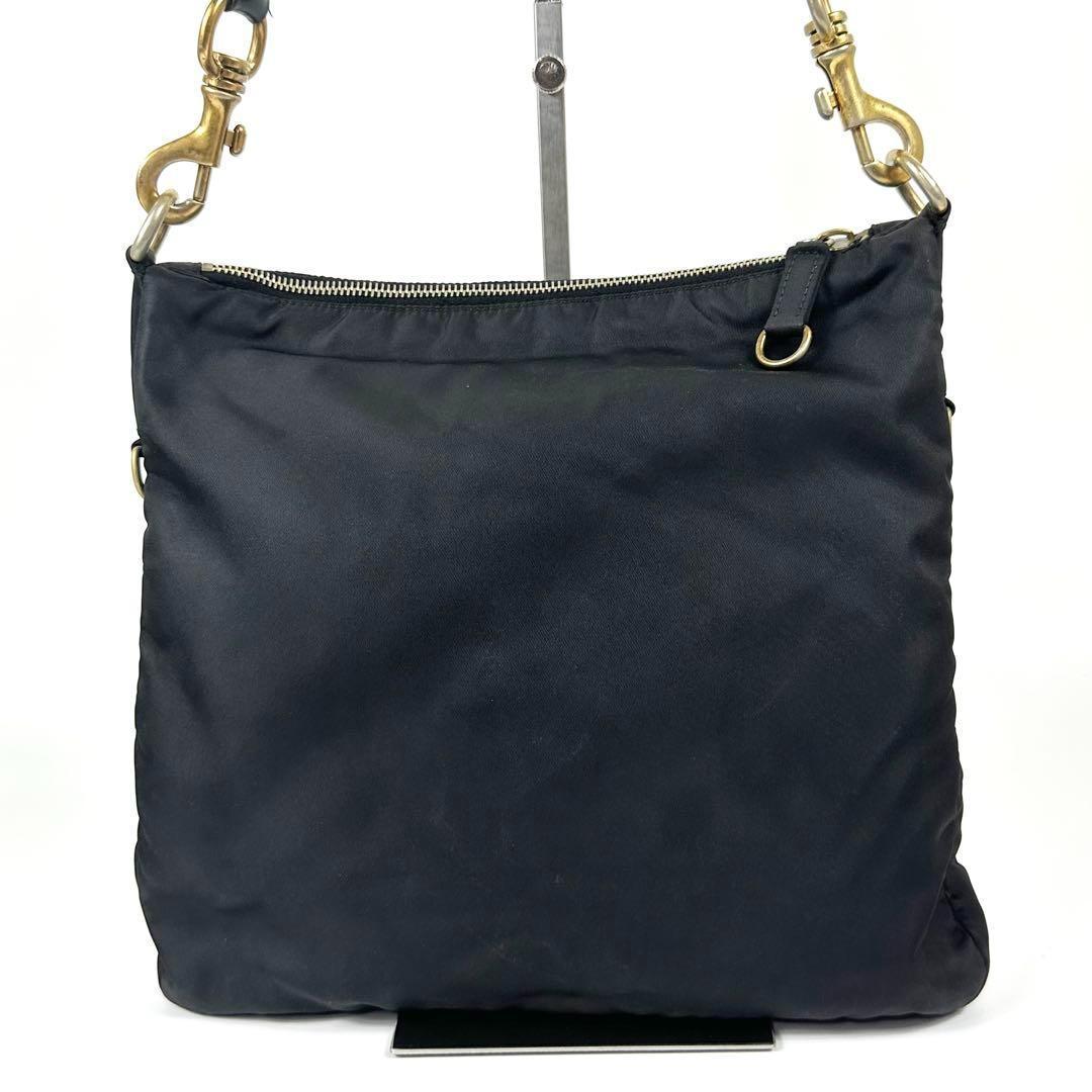 00s MIUMIU ナイロン ショルダーバッグ 黒金 立体ポケット