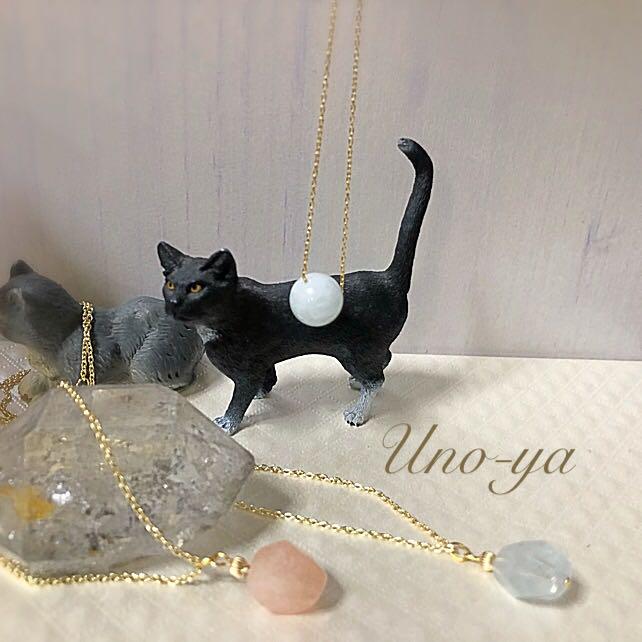 アクアマリンのネックレス(極細チェーン)