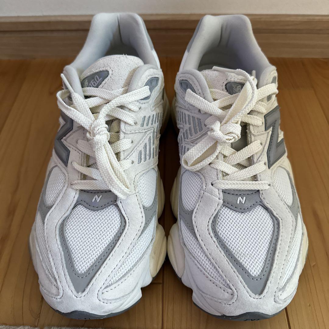 New Balance 9060 