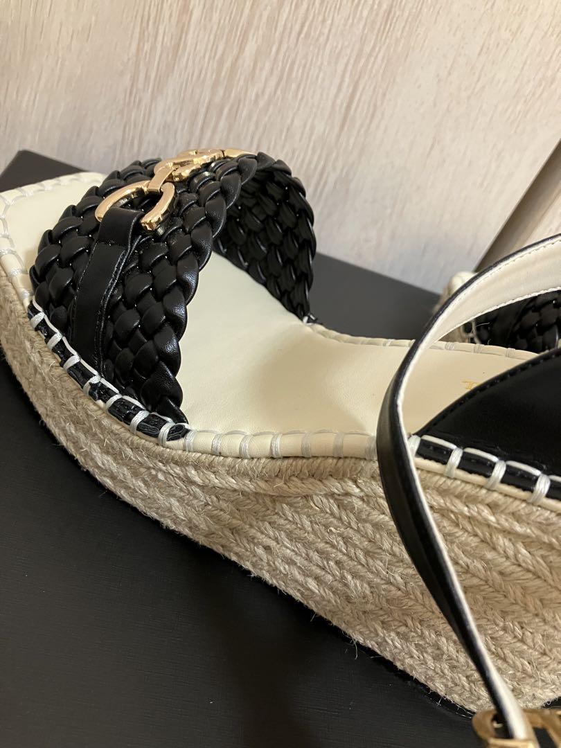 グレースコンチネンタル　ウェッジサンダル☆お値引き引き品‼️☆