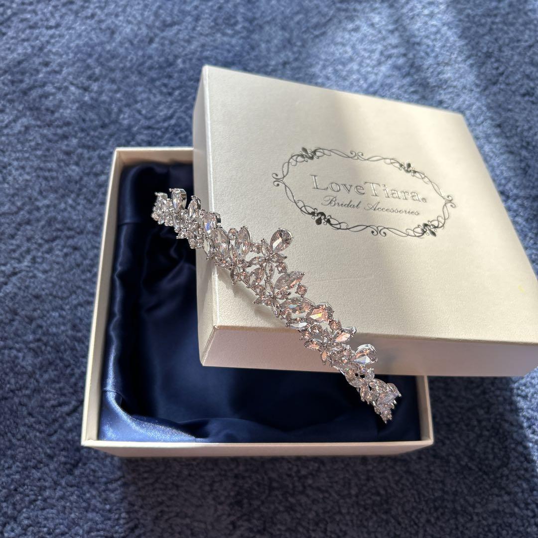【美品】LoveTiara ビジュージルコニアティアラ