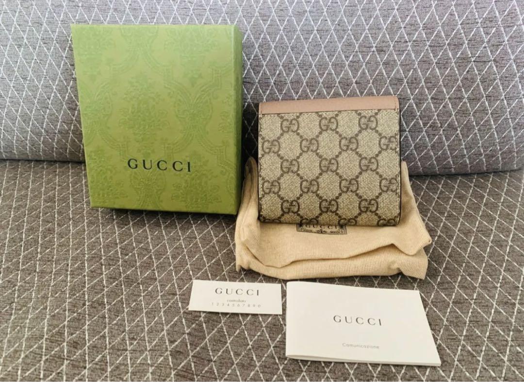 vurarika ですGucci 二つ折り財布 ベージュ レザー 楽天市場】GUCCI グッチ 二つ折り財布 レディース ベージュ