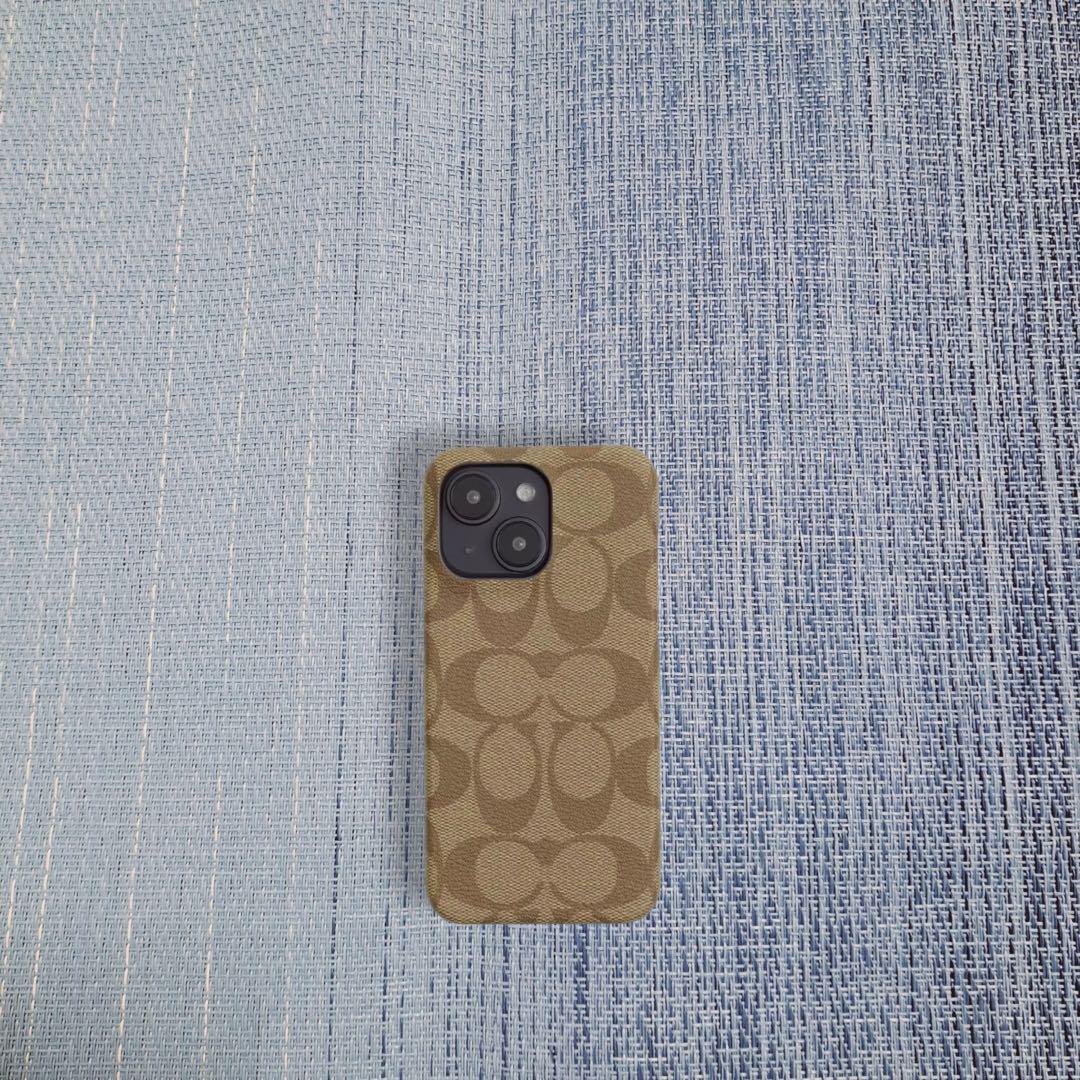 コーチ COACH IPHONE 15 ケース・シグネチャー