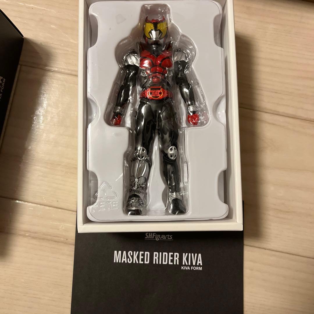 S.H.Figuarts(真骨彫製法) 仮面ライダーキバ キバフォーム 特撮