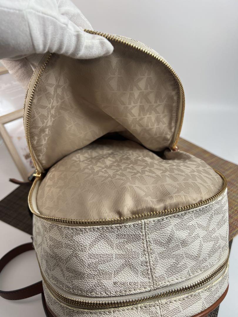 ✨極美品✨MICHAEL KORS マイケルコース　リュック　バックパック