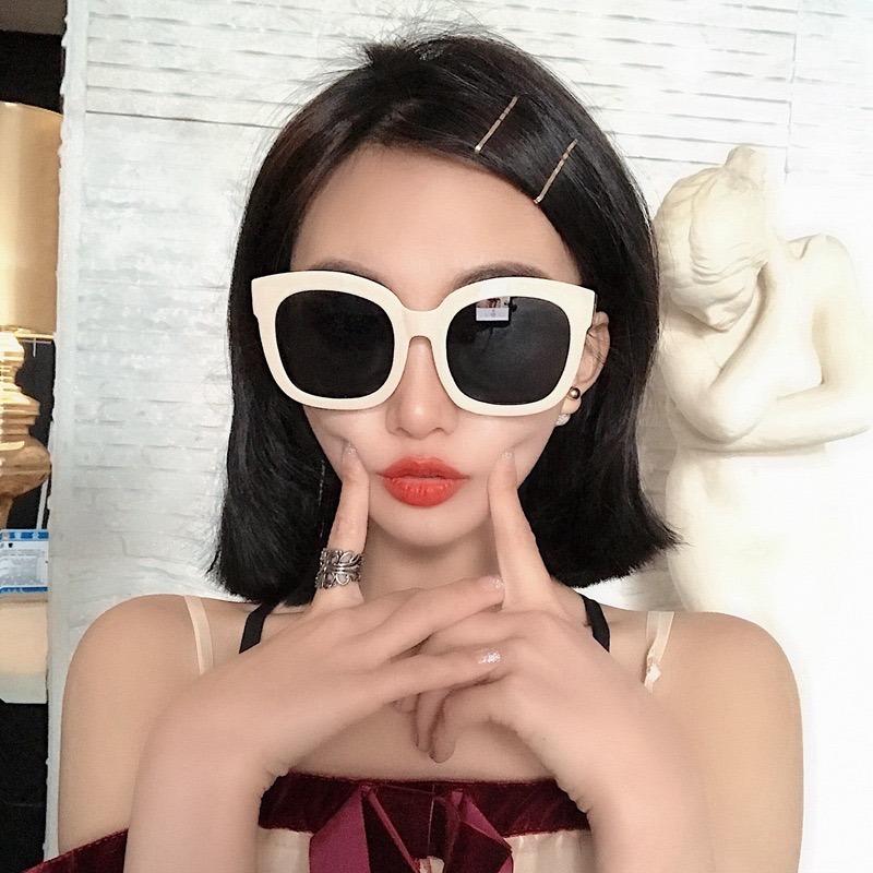 【大人気】韓国 サングラス UVカット ウェリントン　ユニセックス