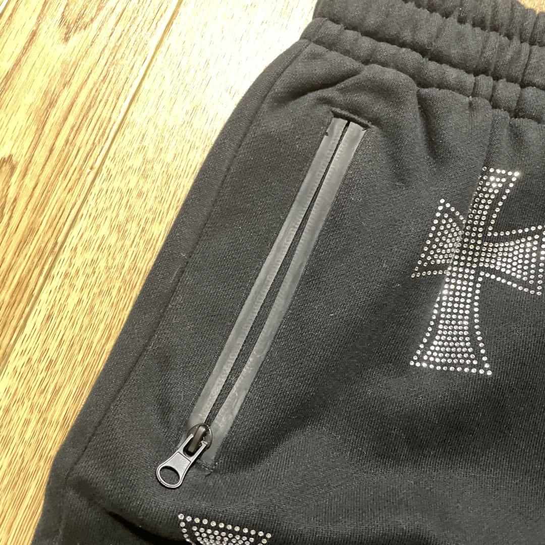 unknown london ショーツ 黒 ラインストーンクロス ショートパンツ