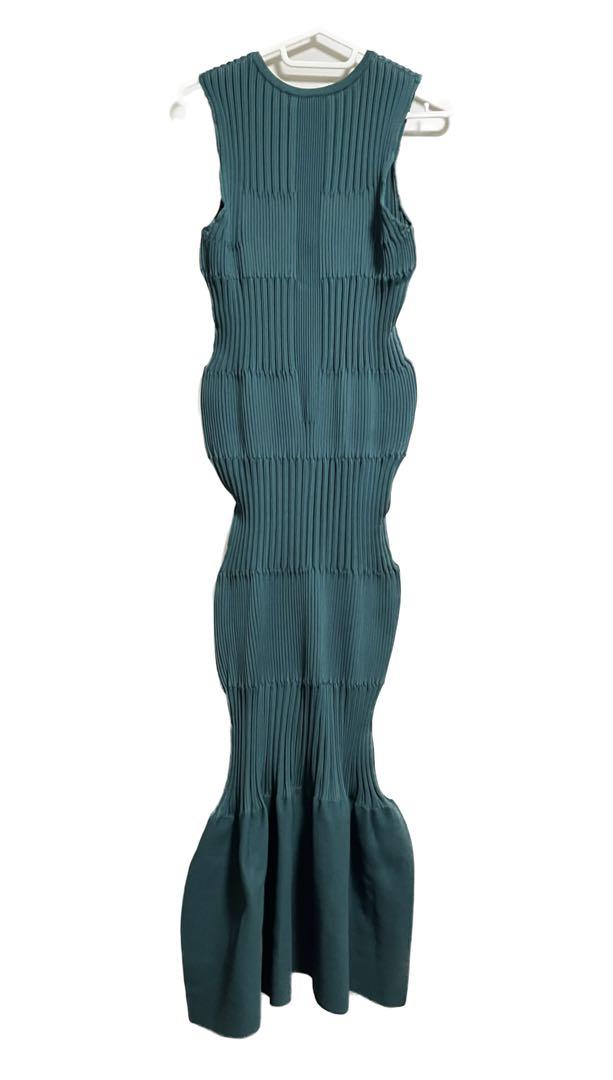 CFCL - FLUTED SLEEVELESS MERMAID DRESS -light beige- 23aw