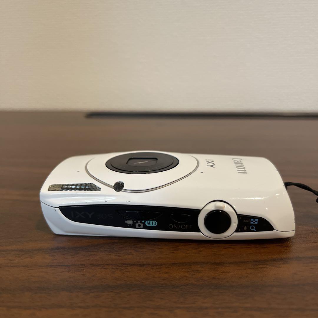 3684 Canon キャノン IXY 30S ホワイト ジャンク品 デジカメ