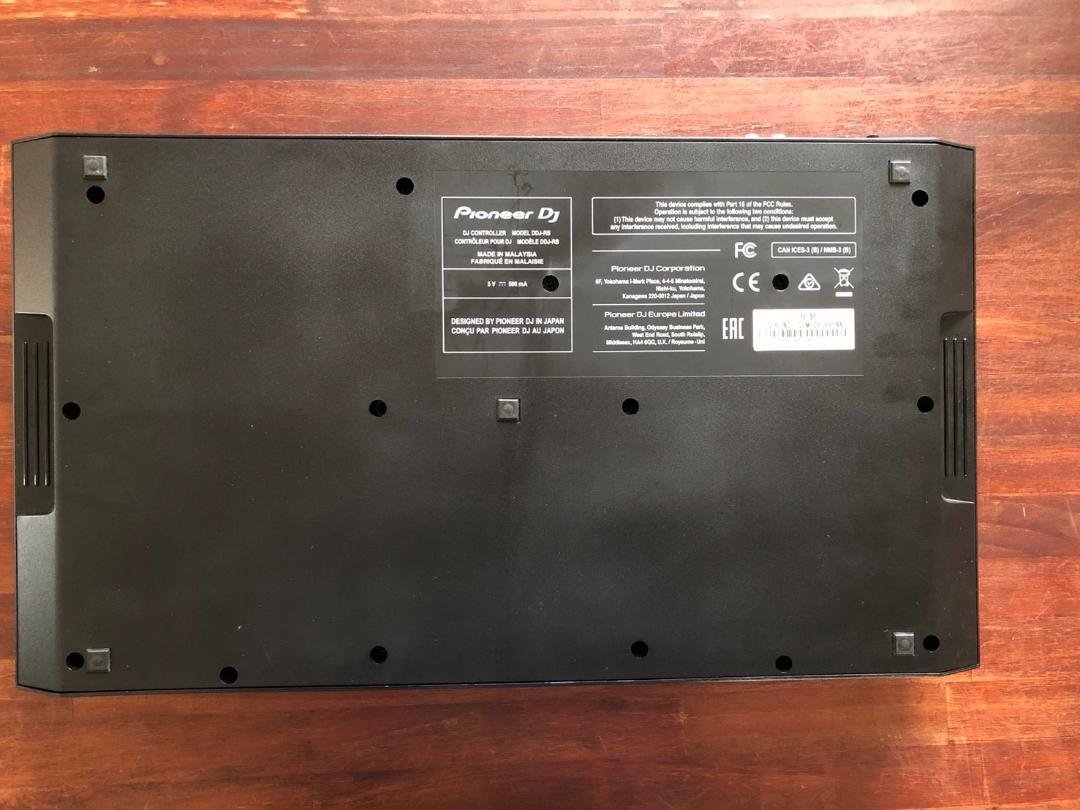 Pioneer DJ DDJ-RB コントローラー