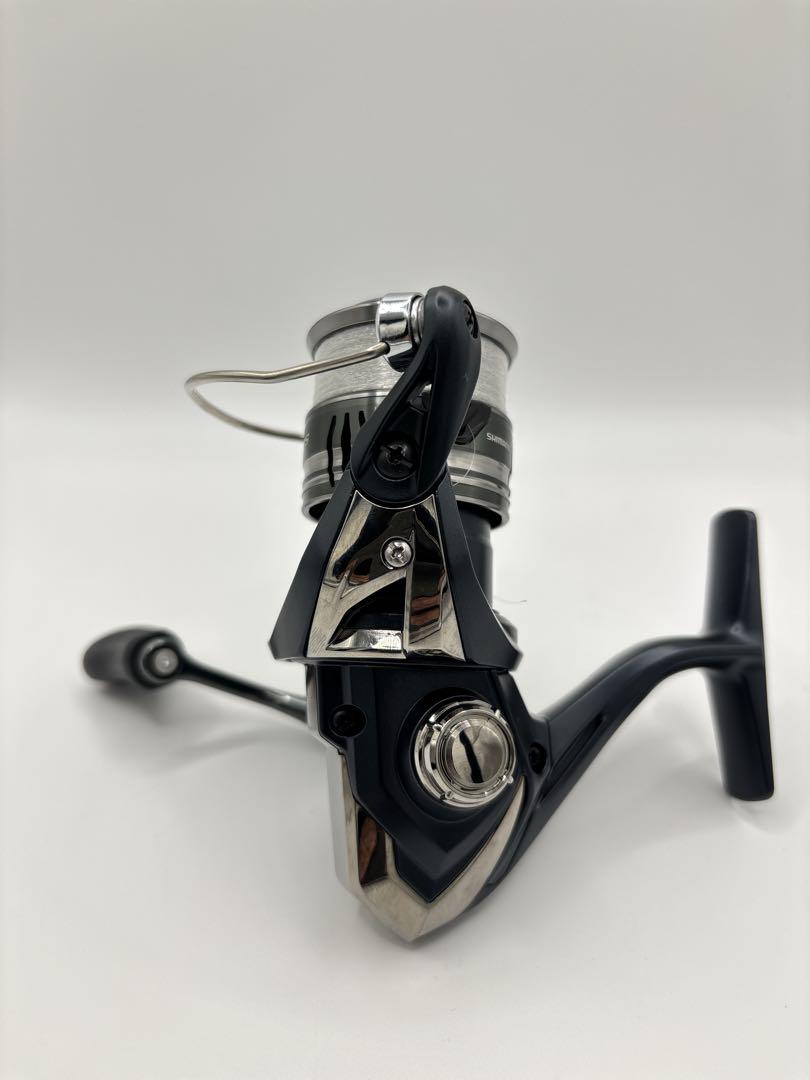 シマノ　MIRAVEL C2000S リール　【美品】