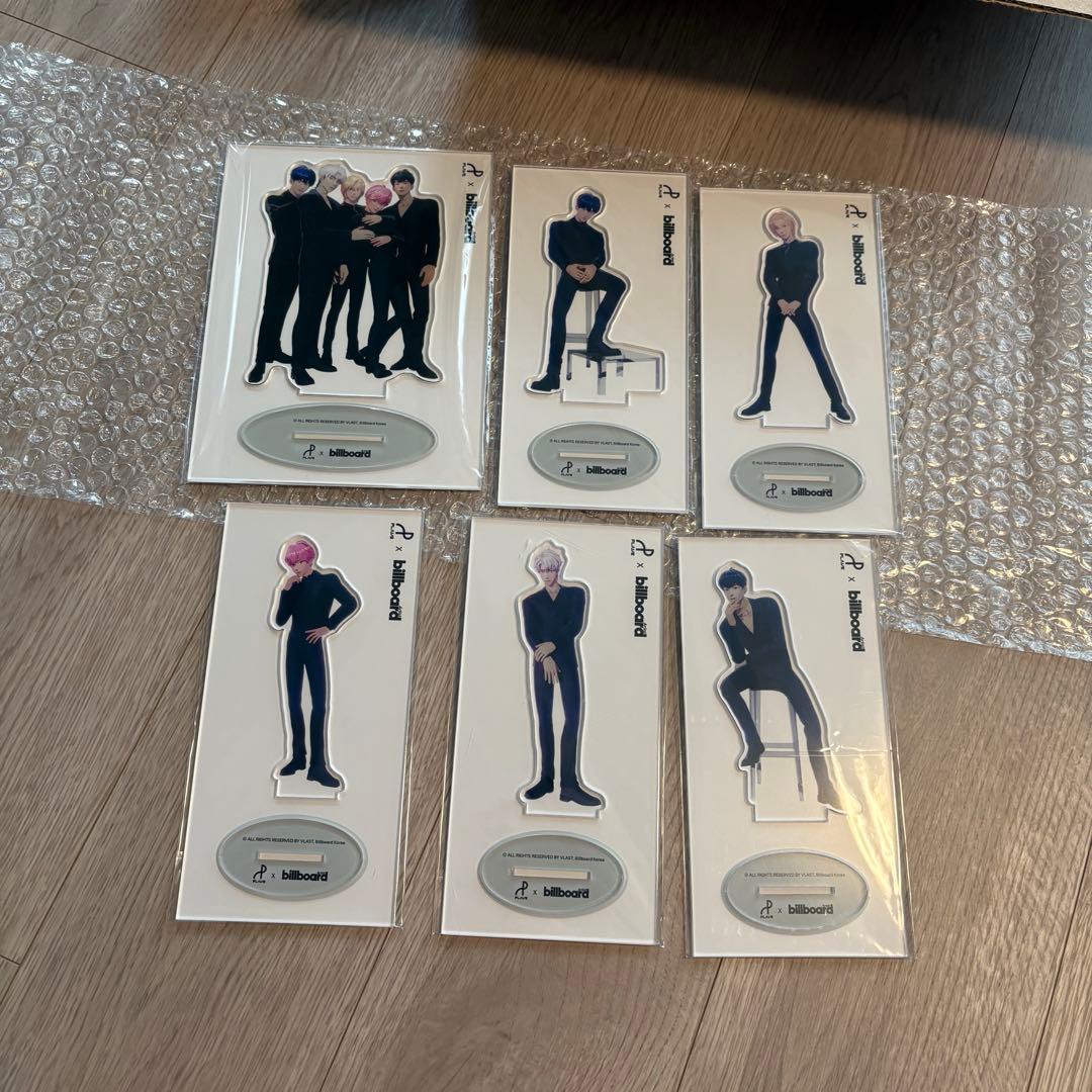 PLAVE BILLBOARD + ACRYLIC PHOTO STANDセット PLAVE BILLBOARD + ACRYLIC PHOTO STANDセット