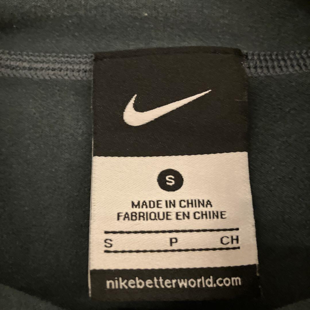 NIKE gyakusou フーディ　パーカー