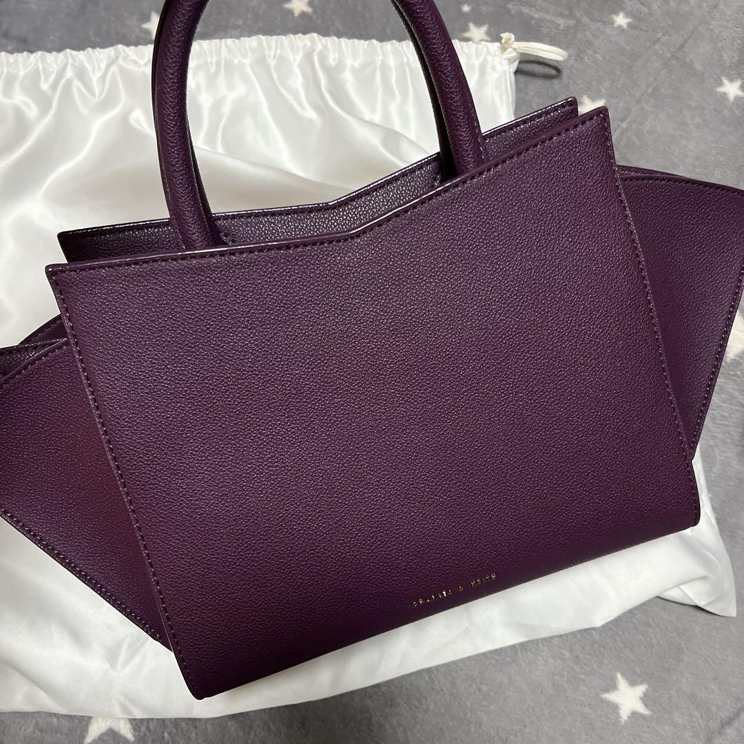 CHARLES & KEITH パープルハンドバッグ