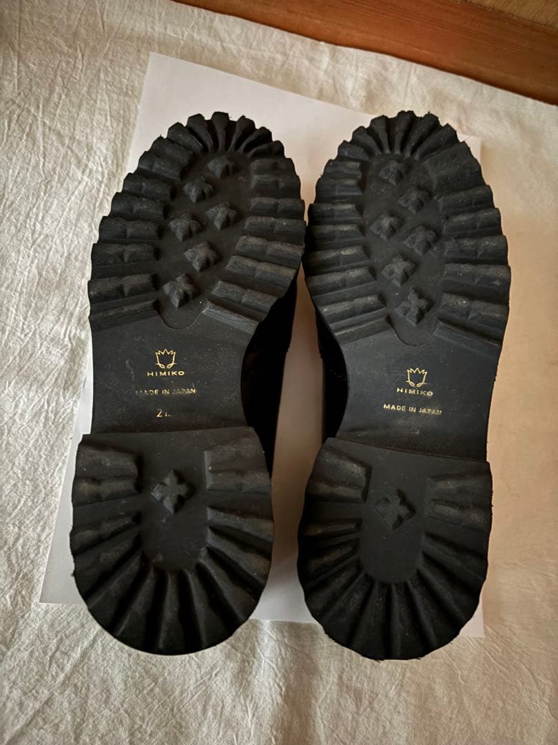 HIMIKO トラックソールキルトタッセルローフ ブラック 21.5cm卑弥呼 HIMIKO トラックソールキルトタッセルローフ ブラック 21.5cm卑弥呼