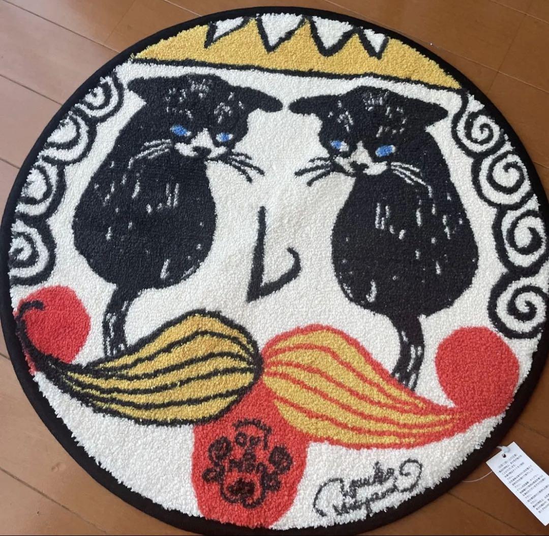シューラルー　黒猫　ラグ