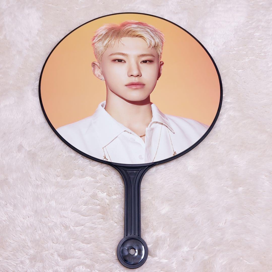 SEVENTEEN HOSHI ホシ BE THE SUN うちわ