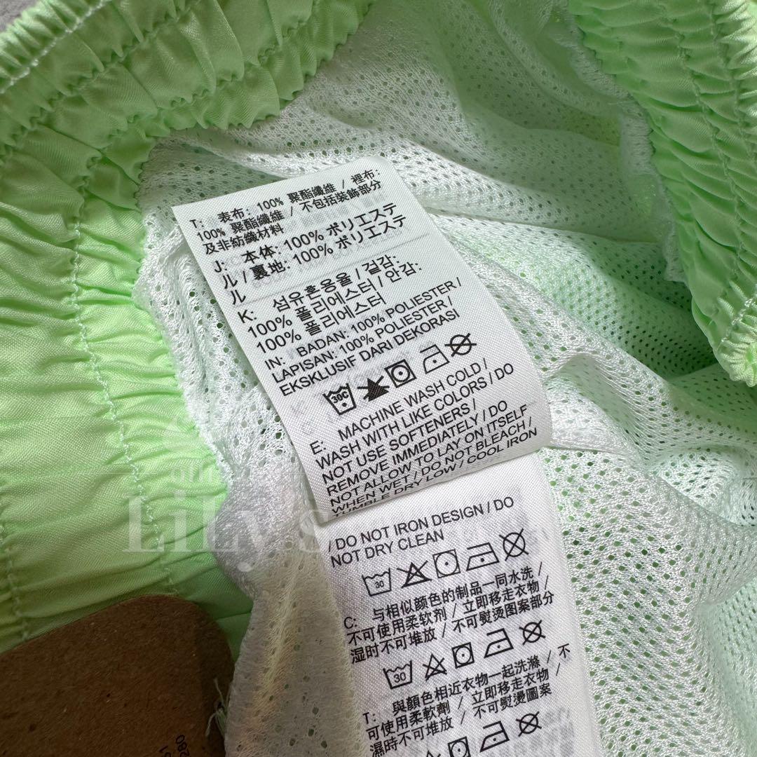 4新品未使用　NIKE上下セットアップ　Ｓサイズ　ウーブン　黄緑　バスケ