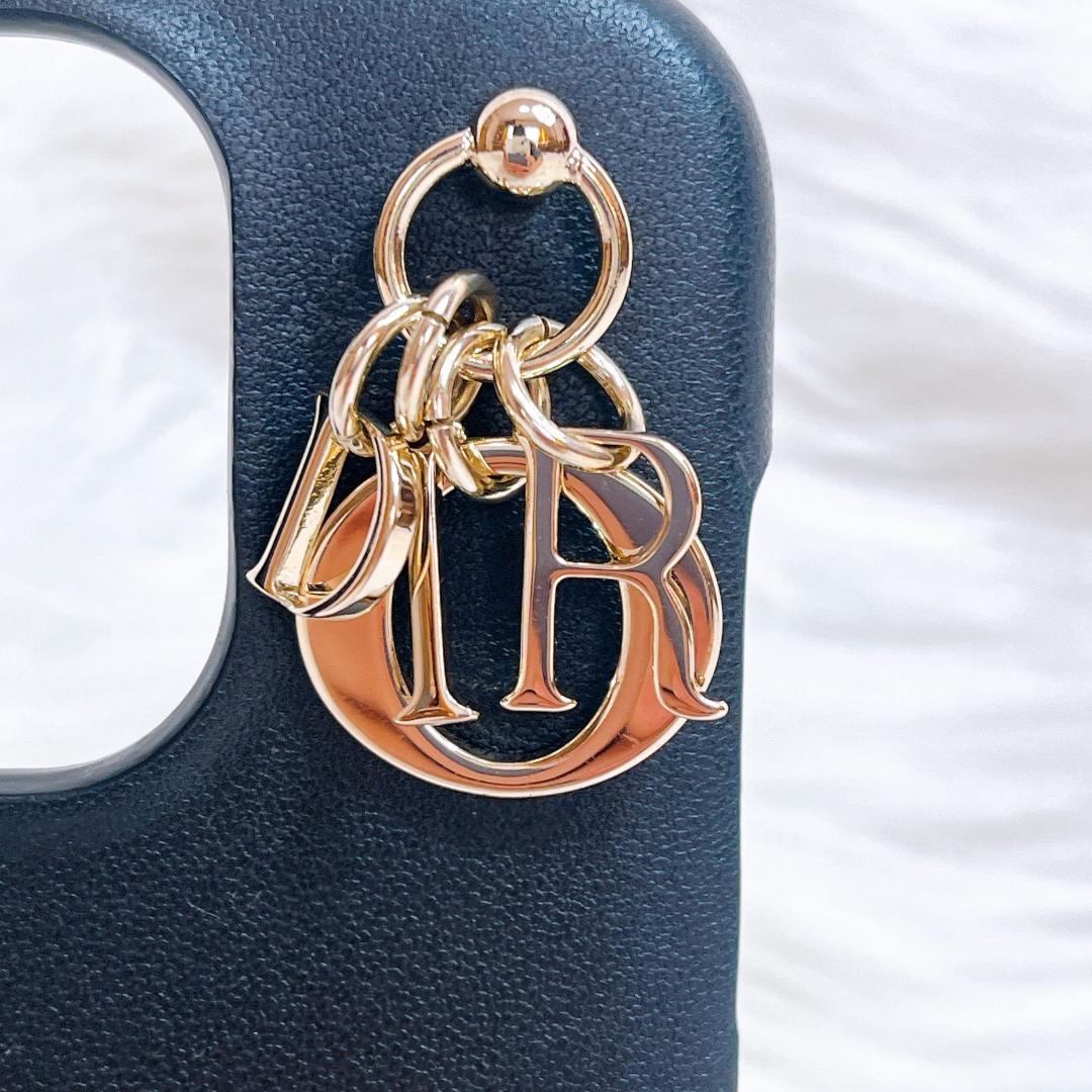 ✨未使用級✨Dior LADY DIOR iPhone15proケース 羊革 ✨未使用級✨Dior LADY DIOR iPhone15proケース 羊革
