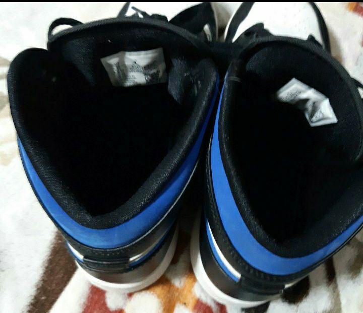 NIKE AIR