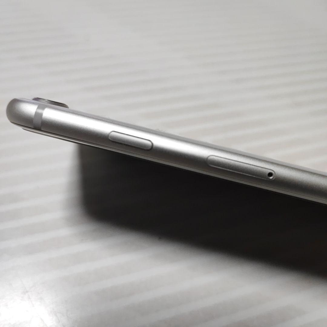 超美品 iPhone 8 Silver 64 GB Softbank