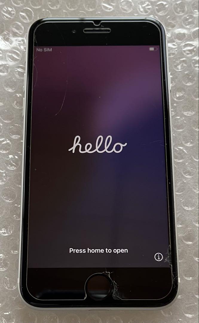 iPhone SE第２世代　ホワイト 64GB