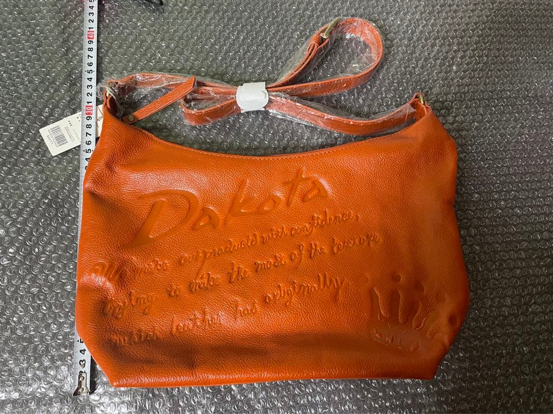 最新の激安 Dakota ショルダーバッグ ショルダーバッグ - monnai.com