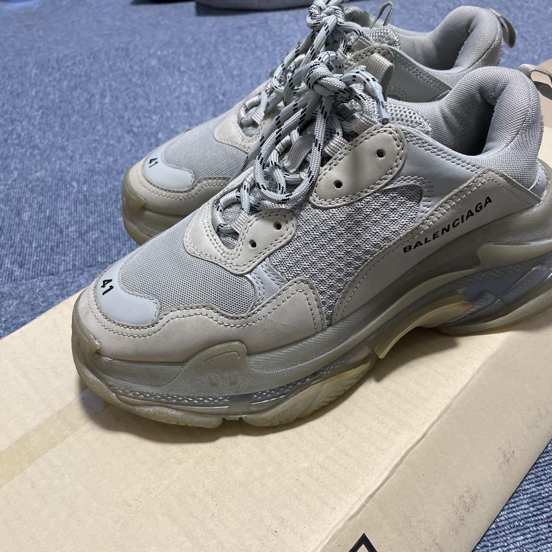 BALENCIAGA トリプルS グレー 41 BALENCIAGA トリプルS スニーカー 41 グレー - メルカリ