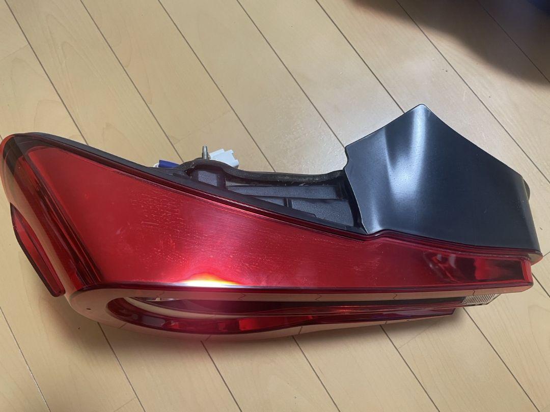 86後期型 純正テールランプ