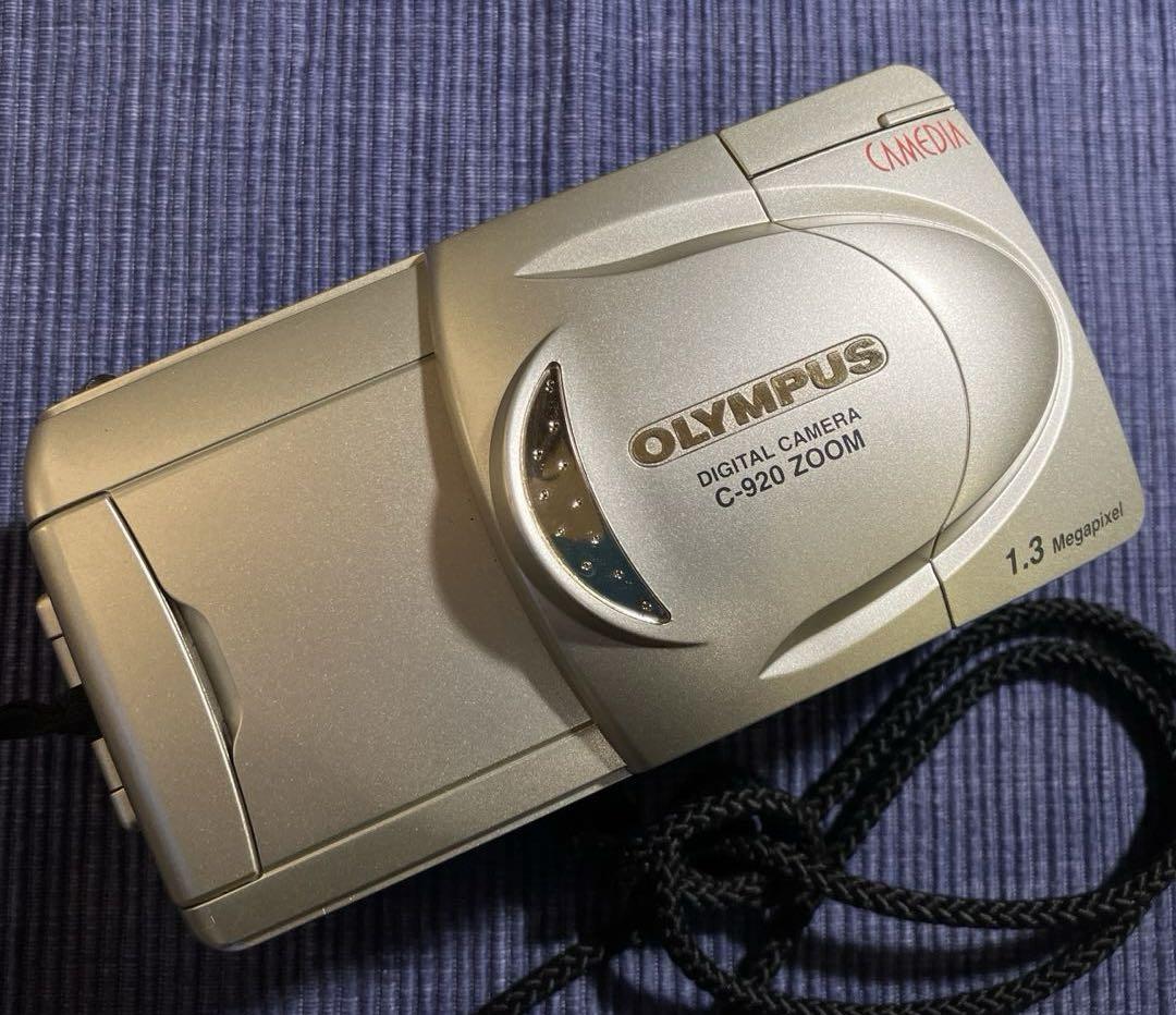 デジカメ　本体　OLYMPUS FE-4010 現状品 バッテリー3個付 デジカメ 本体 OLYMPUS FE-4010 現状品 バッテリー3個付 - メルカリ