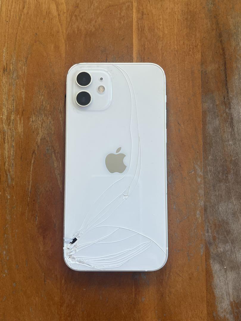 iPhone 12 ホワイト 128 GB SIMフリー