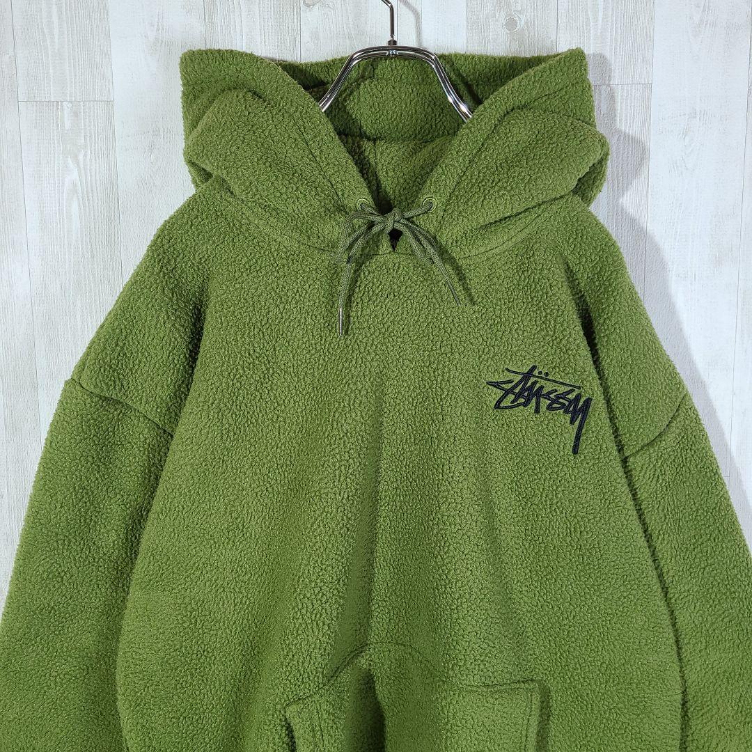 入手困難 L相当 アースカラー フリースパーカー QhCMB-m77750976987 ステューシー 刺繍 緑 高品質国産