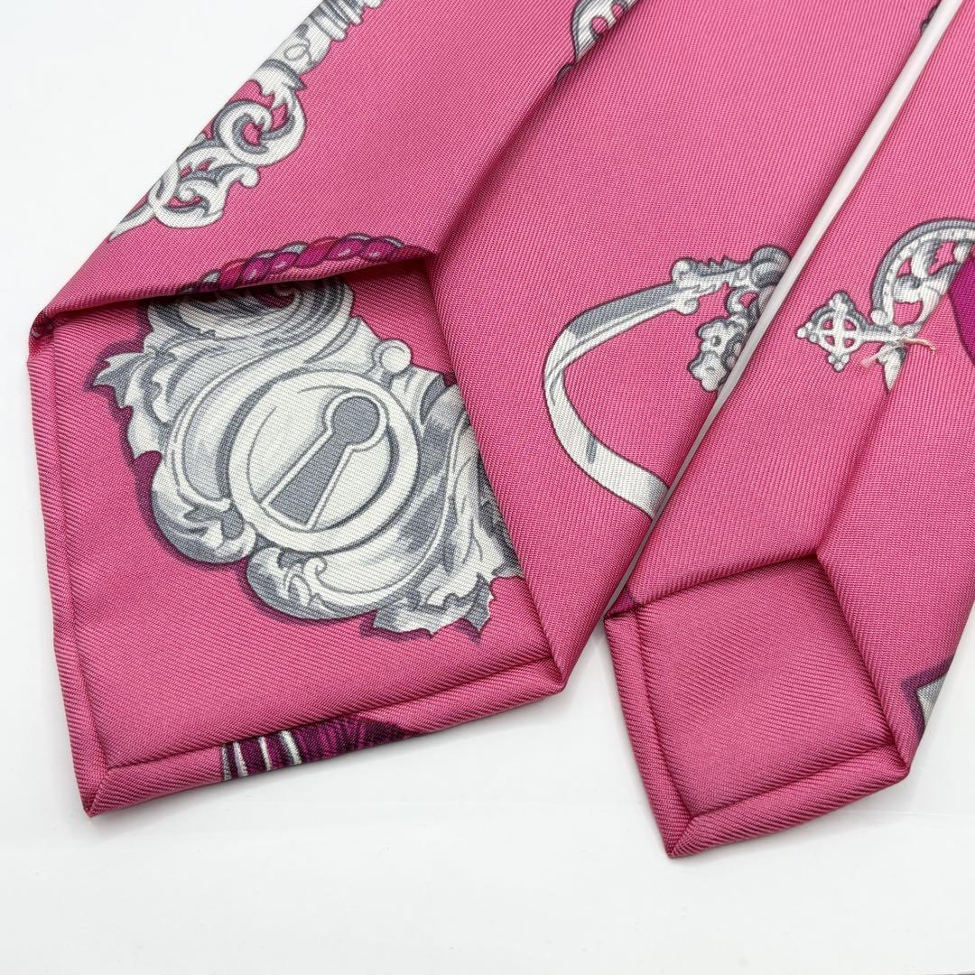 【希少】HERMES ピンク ネクタイ 鍵 スカーフ柄　結婚式